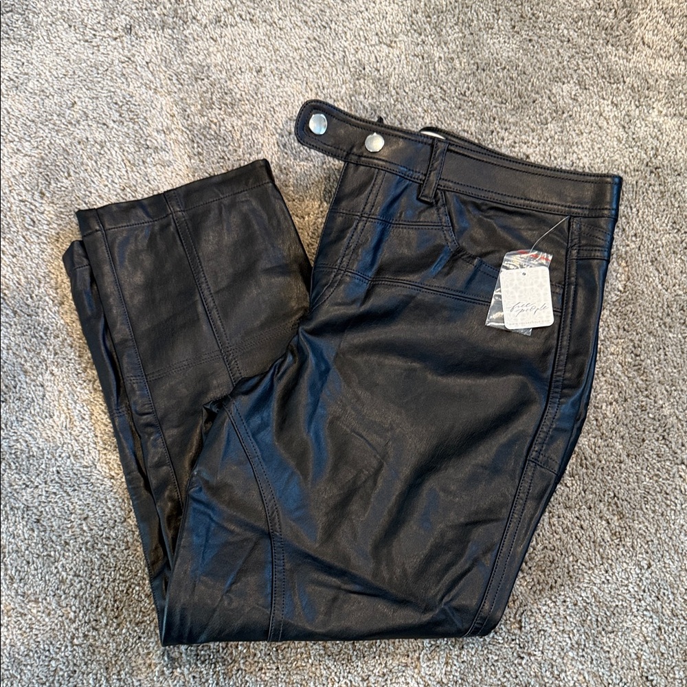 Free People Black Cropped Pants - NWT